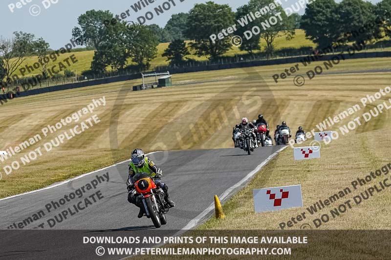 cadwell park;cadwell park photographs;cadwell trackday photographs;enduro digital images;event digital images;eventdigitalimages;peter wileman photography;racing digital images;trackday digital images;trackday photos